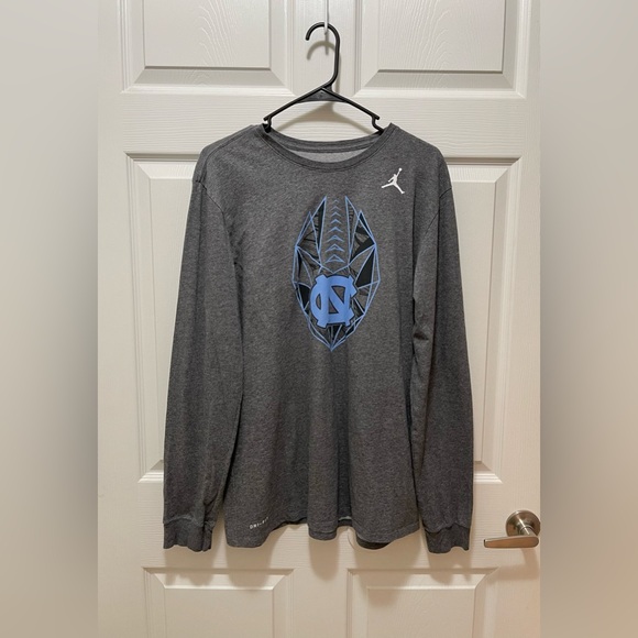Nike Tee-Shirt Mens Dri Fit Size L NC State Logo Long Sleeve Gray - Picture 1 of 6